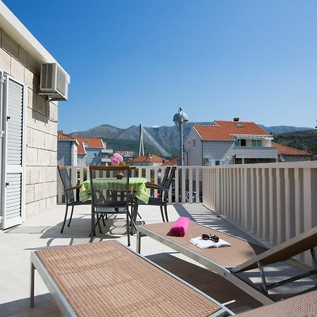 Aida Apartments And Rooms For Couples And Families Free Parking ドゥブロブニク エクステリア 写真
