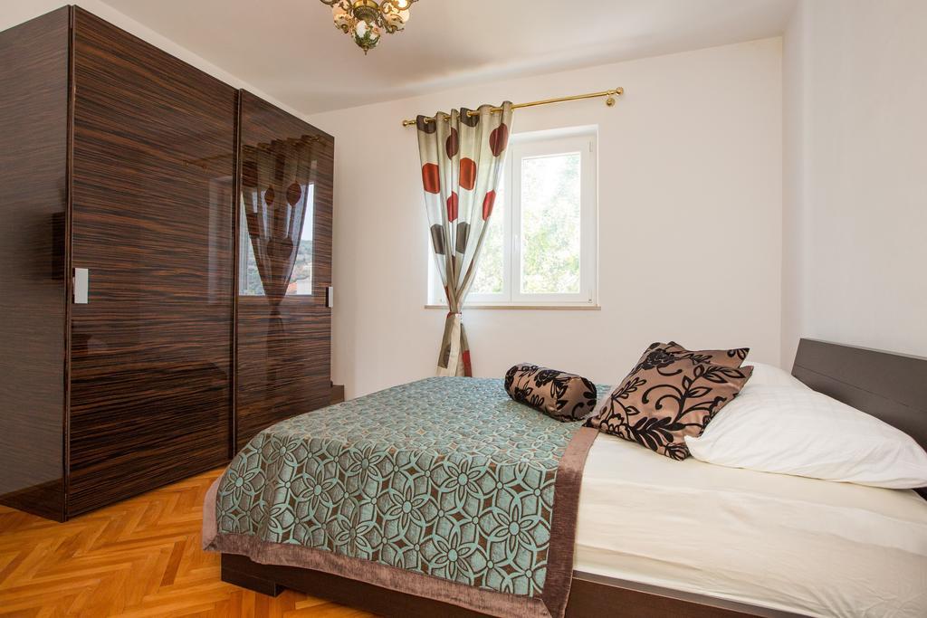 Aida Apartments And Rooms For Couples And Families Free Parking ドゥブロブニク エクステリア 写真