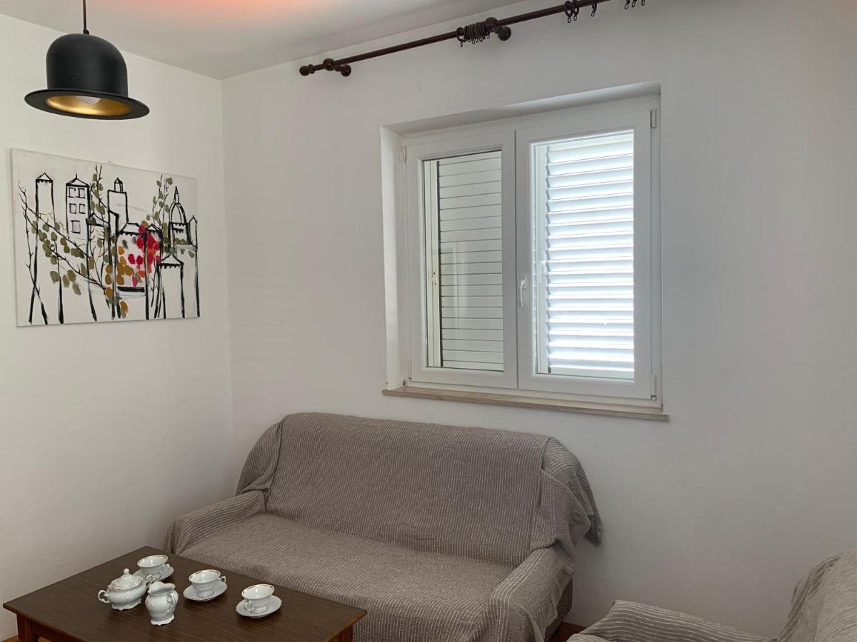 Aida Apartments And Rooms For Couples And Families Free Parking ドゥブロブニク エクステリア 写真