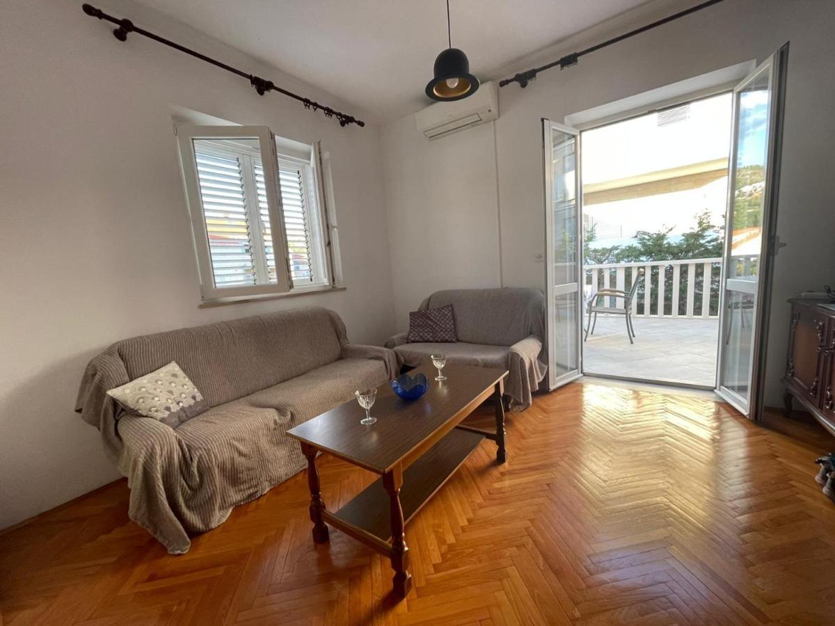 Aida Apartments And Rooms For Couples And Families Free Parking ドゥブロブニク エクステリア 写真