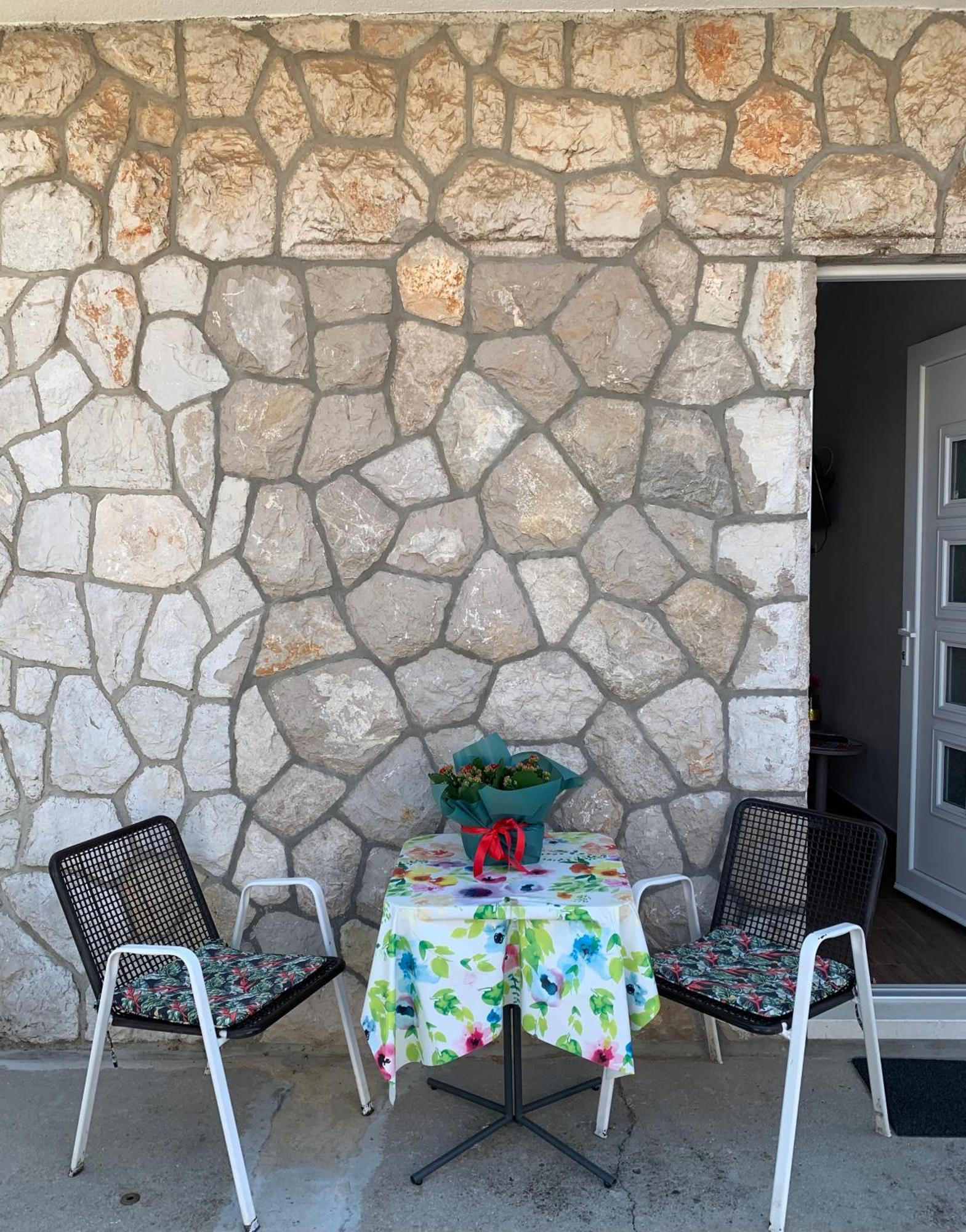 Aida Apartments And Rooms For Couples And Families Free Parking ドゥブロブニク エクステリア 写真